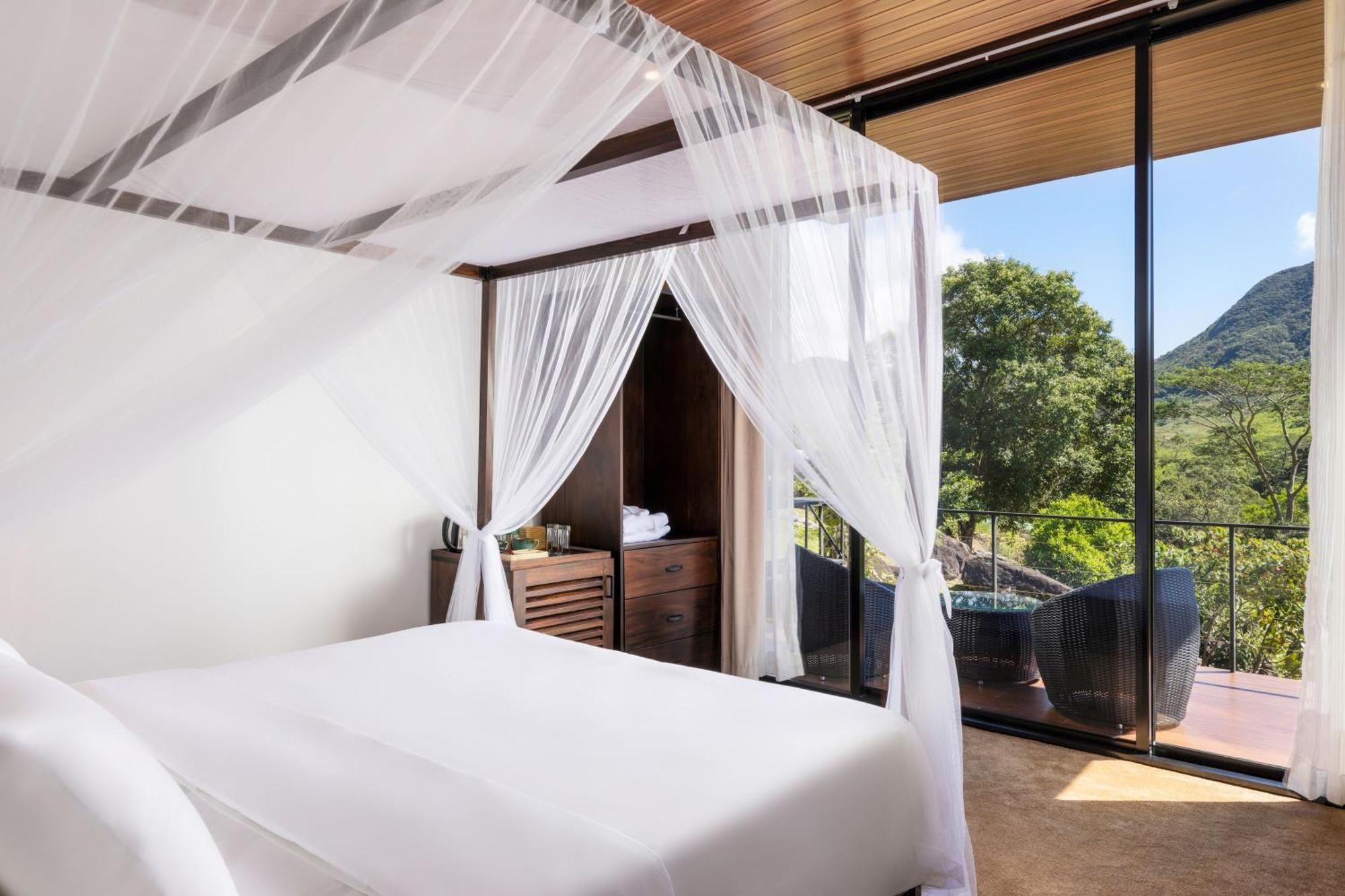 Ferndale Retreat Knuckles Hotel Rangala ภายนอก รูปภาพ